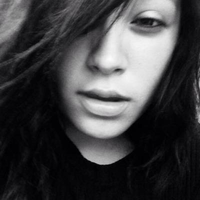 LucilaCS123's profile picture. Canto, actuo, escribio y vivo.