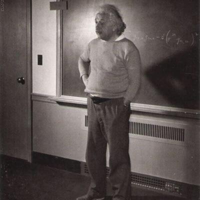 seldem01's profile picture. hala.. "Ve-şibhu'ş-şey'i müncezibun ileyhi, Benzer benzere meyyaldir"