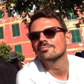 Creative producer, vespa lover, project manager, talent manager.