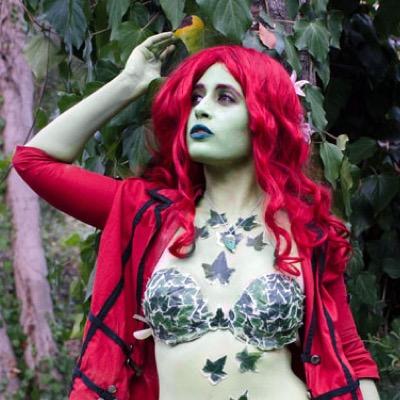 Vegan cosplaying social justice nerd. Married 10/19/14. Tumblr/Instagram @ ThatVeganCosplayer. #PoisonIvyLeague #Vegan #Environmentalist #VeganN3rdSquad