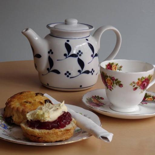 Friendly cafe & coffee shop serving hot food and traditional local fayre. #TradeLocal