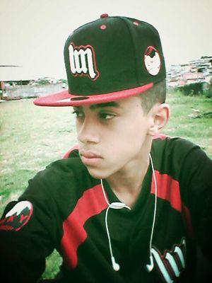 Desculpa se eu apareço e desapareço sem querer me aparecer u.u huehue / Insta: luuhbeatt.ofc