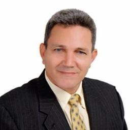 Politico, profesor universitario, luchador por las causas sociales, dirigente del Partido Fuerza del Pueblo