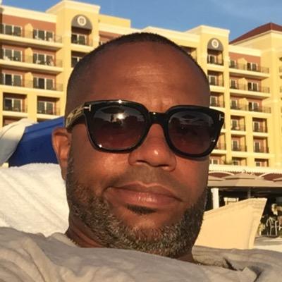 jgcolonoj's profile picture. Father | Teacher | Doctoral Candidate | Freelance Translator | Widow's Son | UVA Graduate.