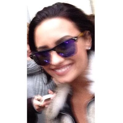 @ddlovato 9/11/15; 11/3/15; 7/7/18 | @mileycyrus 6/6/14 |  @tokiohotel 10/4/14; 03/14/15;