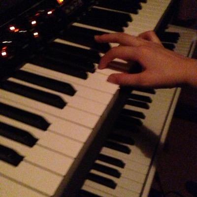 an_kdr_pam's profile picture. 春女卒 日芸卒 アート 音楽 言葉