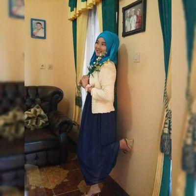 anggraenii06's profile picture. 