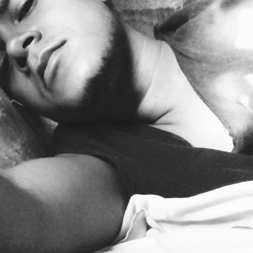 leonguerrero24's profile picture. El verdadero amor se escribe con “P”, porque para olvidar un mal recuerdo debe de existir PERDÓN antes que el odio entre aquellos que se aman.