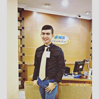 • Customer Service Officer at BCA Prioritas Citra Garden 2 '253 • Broadcasting Mercu Buana '13 • LINE/ig: andripaff •