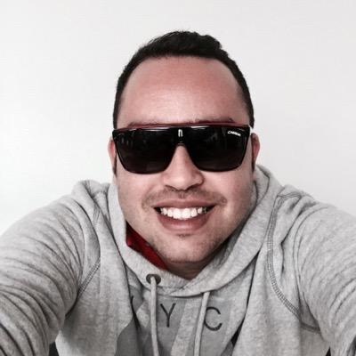 yessrocha's profile picture. #AppleLove