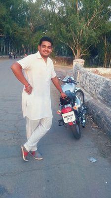 pannu_mayank's profile picture. born on jaat land 
j@@t