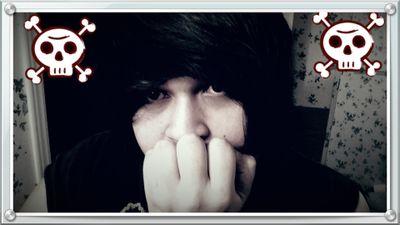 too_flo's profile picture. 19. love all types of bands! am a peaceful mother fucker,
and also loves bob marley 
also fav youtuber is  @Fazejev