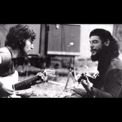 “Prefiero morir de pie, a vivir arrodillado.”Che Guevara