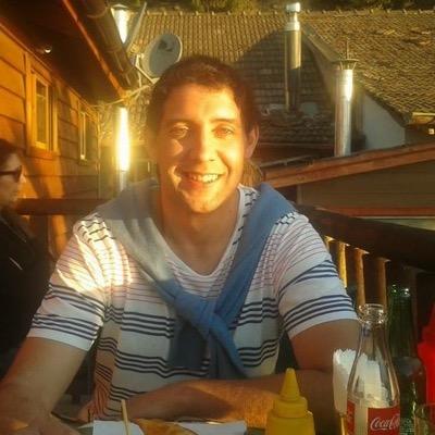 TommiesBoys18's profile picture. Amante del futbol y las apuestas deportivas, como buen apostador se cuando retirarme, NUNCA!!!!!