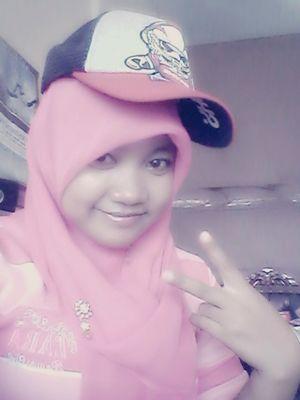 lestary13434481's profile picture. 