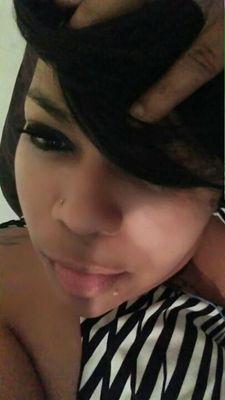 iamevalastin's profile picture. Plus size model ,boxer,songstress-- im doing me