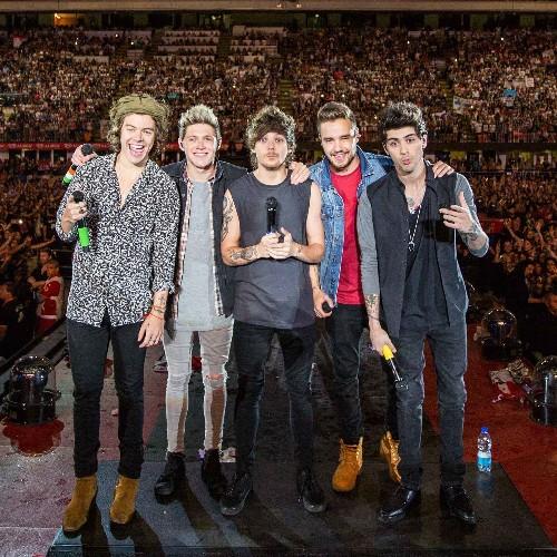 I love music, cinema but, firstly i'm Directioner and i'm Niall's Girl