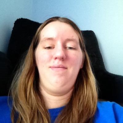 BlomsterHalie's profile picture. 