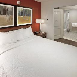 Residence Inn by Marriott Corona/Riverside Corona's premier extended stay hotel and is conveniently located a short distance from Ontario International Airport.