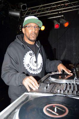 DJ GREEN ..........#BUCK50 ....Dj & Radio host / Booking info @djgreen103@gmail.com