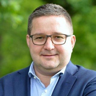 Zwaninkzeker werkt op freelance basis voor verzekeraars en pensioenfondsen. Interim management, consultancy, actuariële dienstverlening