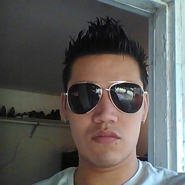 ArevaMadain's profile picture. 