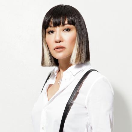 MimiSoJewels's profile picture. Mimi So is an influential jewelry designer based in New York, known for blending fashion and fine diamonds. Beloved by designers, she is a CFDA board member.