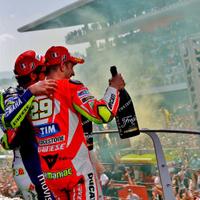 VALENTINO46_ANDREA29(@AI29_VR46) 's Twitter Profile Photo