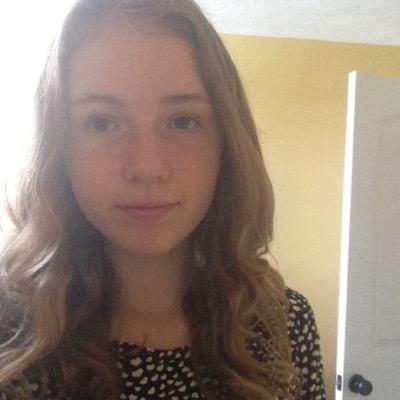 hopper_mia's profile picture. I believe that fangirling should be considered a profession. #Thewalkingdeadfam #5sosmfam #90srock Instagram: mia_hopper13