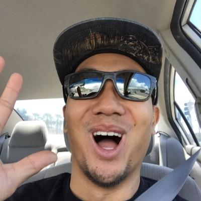 Moon_Fetus's profile picture. eat it all