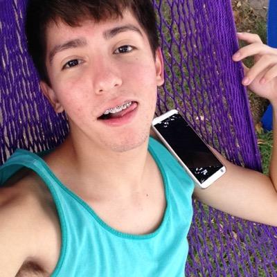 tbhalberto's profile picture. 