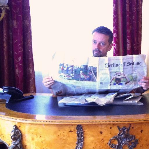 Bland annat privatperson. Jobbar med översättning och IT. Tidigare reporter på Mölndals-Posten. https://t.co/I0eo62xREF