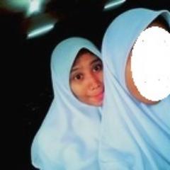 indaah_15's profile picture. http://t.co/P13Ibbj9d7  i'm MUSLIM girl ;)  COMATE ¤ SONIQ ^