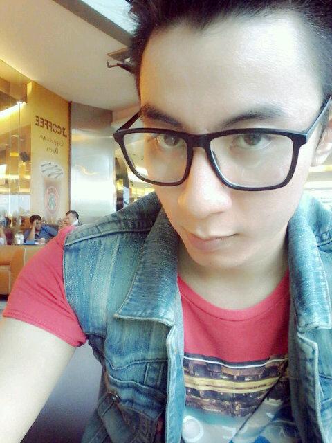 Diyhandridinata's profile picture. 