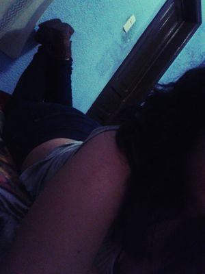 #SIGUEMEYTESIGO
| Huésped de este Orbe desde el 95 | Escorpio | Amo la sonrisa de @elesdex, lo amo a él | Vivo para comer tacos, como tacos para vivir | E-E |