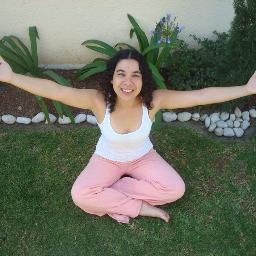 Sanadora Energética y Espiritual.
¡Compartiendo semillas de Amor, Sonrisas y Felicidad! ♥ :D