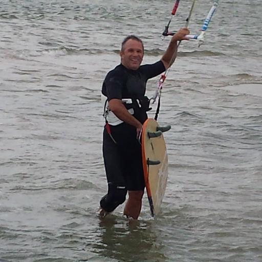 Out-of-shape east coast surfer and kitesurfer. Father of two teen boys. CEO at Portable Technology Solutions.