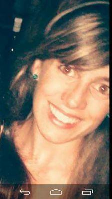 f_l_o_p_i's profile picture. ♡