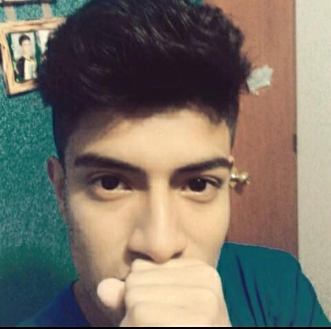 ElPoetaChero's profile picture. #Followme/ Edad : 16/ Dedicado Al RAP / SiguemeYTeSigo