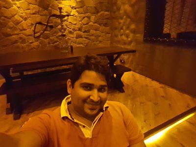 aErLGYkn7PEQ9mr's profile picture. 