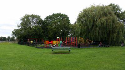 Enjoying family life in and around West Dulwich. Sharing ideas to keep kids & parents happy.