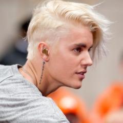 jaurecalibraska's profile picture. go follow @jauregnocontrol please☺️