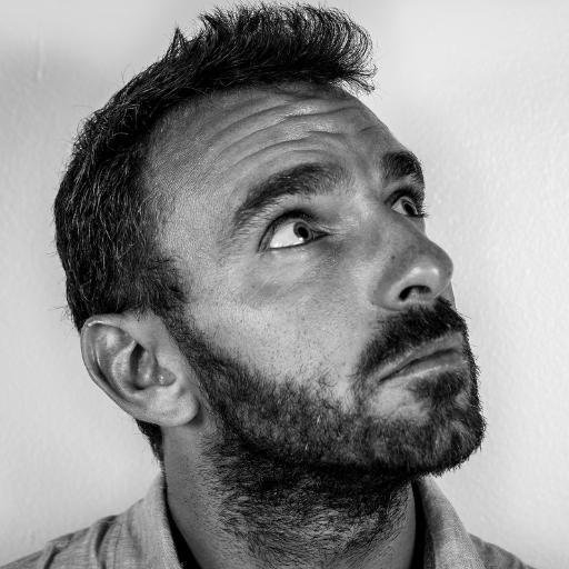Husband of a beautiful Wife. Dad of 5 crazy Kids. Digital Marketing Specialist & President @wavemktg