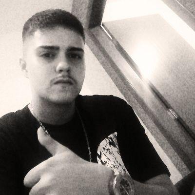 Sei que nessa caminhada, ele lá em cima ta olhando. Wpp 998691121