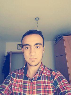 CagriYlmz9768's profile picture. 