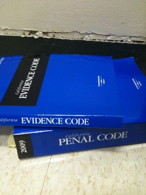 A Tweeting, eating, and reading, Public Defender