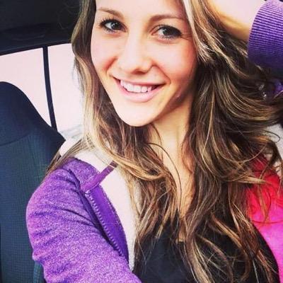 sarabbb12's profile picture. lakeview 17' sc~ Sara.bushwel1