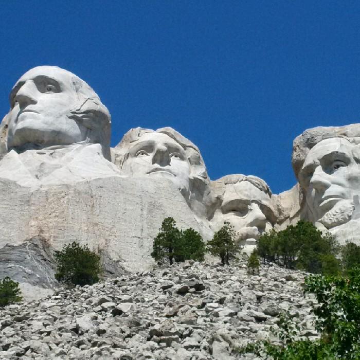 mkhanr's profile picture. 