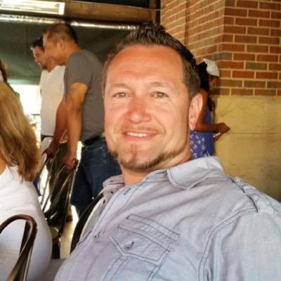 RobertArceJr's profile picture. Ready to build an Empire.