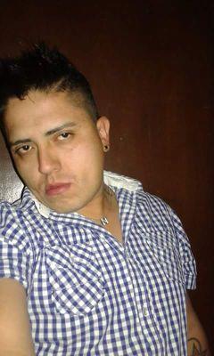 Angelro76128874's profile picture. 